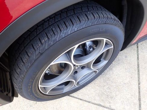 New 2025 Alfa Romeo Stelvio Sprint w/ Convenience Package image 11