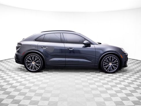 Certified 2024 Porsche Macan 4 Electric image 7