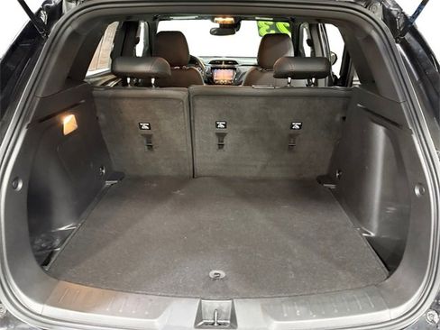Used 2023 Chevrolet TrailBlazer RS w/ Technology Package image 12