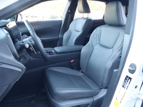 Used 2025 Lexus RX 350 Premium w/ Accessory Package (Z1) FWD image 33