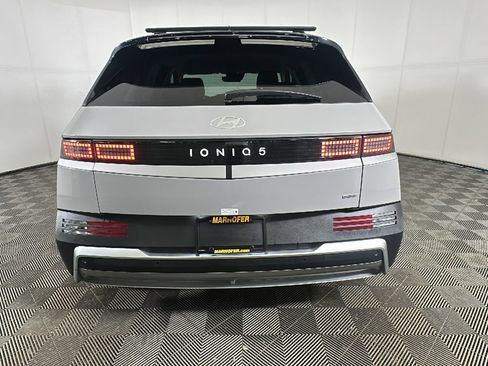Certified 2025 Hyundai Ioniq 5 SEL AWD/4WD image 4