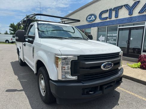 Used 2019 Ford F350 XL w/ Power Equipment Group RWD image 2