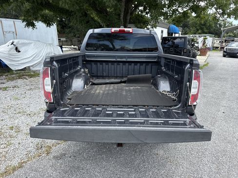 Used 2017 GMC Canyon 2WD Crew Cab w/ Convenience Package image 25