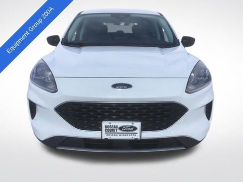 Used 2022 Ford Escape SE w/ Cold Weather Package image 2