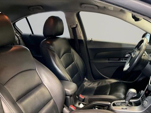 Used 2013 Chevrolet Cruze LTZ image 29