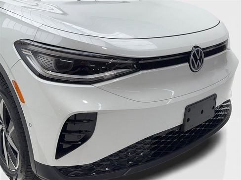 Used 2025 Volkswagen ID.4 Pro S image 3