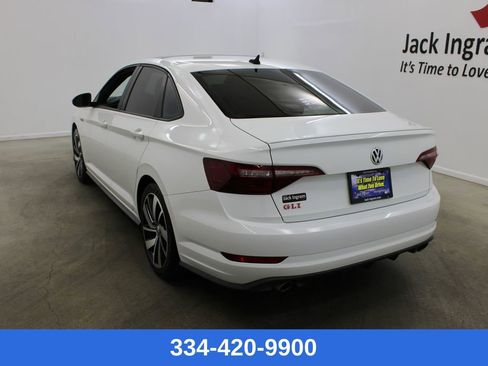 Used 2020 Volkswagen Jetta GLI image 2