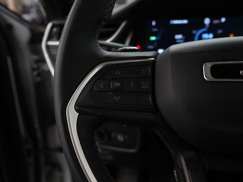 Used 2024 Jeep Grand Cherokee Limited 4xe image 23