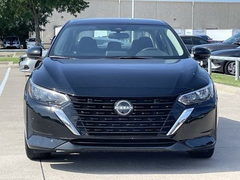 Used 2024 Nissan Sentra SV FWD image 7