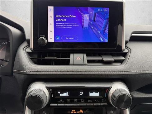 Used 2025 Toyota RAV4 LE image 18