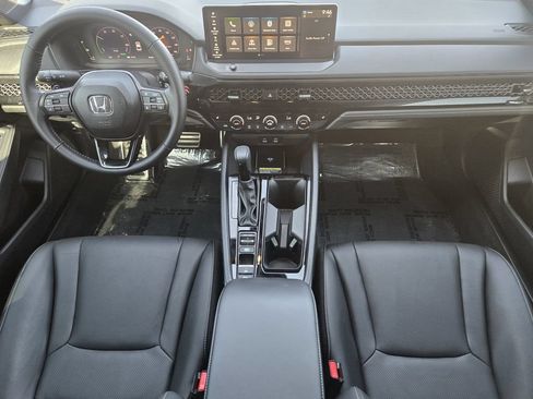 Used 2025 Honda Accord Sport image 5