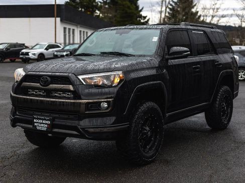 Used 2019 Toyota 4Runner Limited w/ Wilderness Package image 5