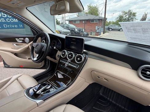 Used 2016 Mercedes-Benz GLC 300 4MATIC image 39