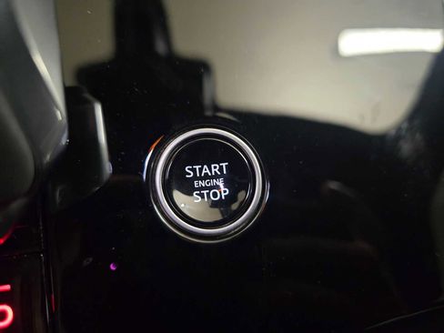 Certified 2024 Land Rover Range Rover Sport Dynamic SE image 37