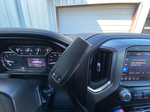 Used 2020 GMC Sierra 1500 SLT image 22