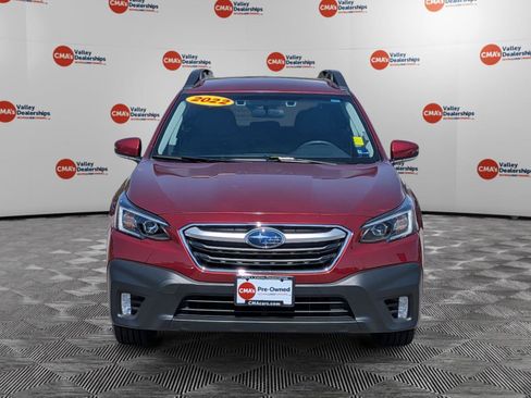Used 2022 Subaru Outback Premium AWD/4WD image 2