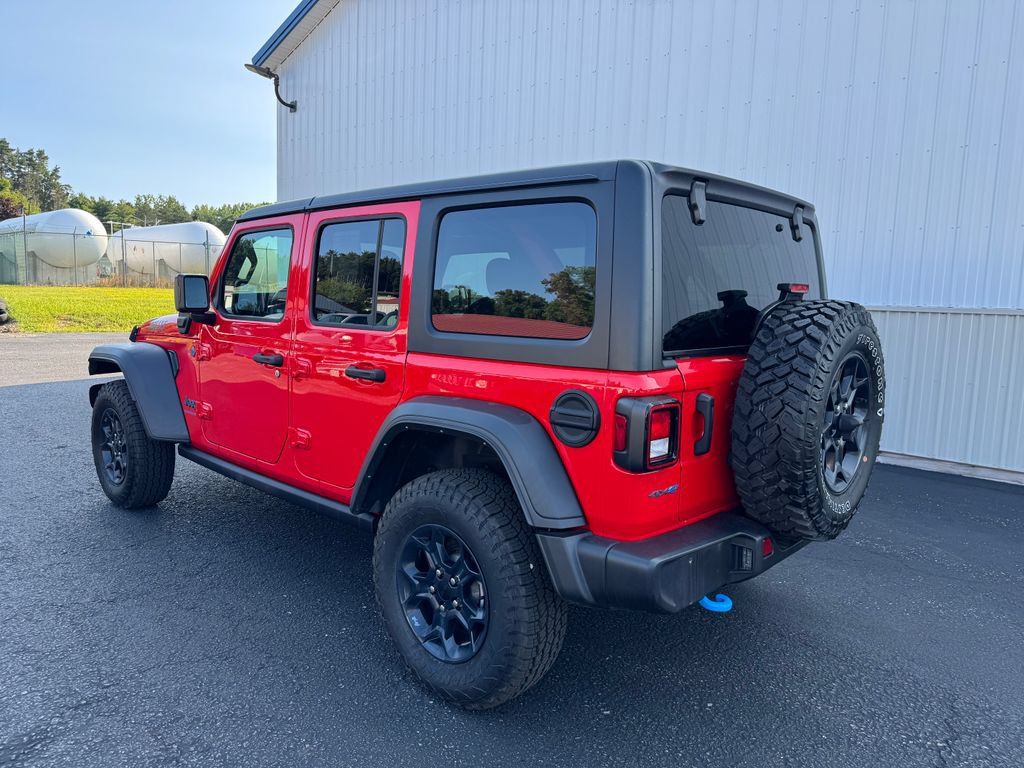 Used 2023 Jeep Wrangler Unlimited w/ Cold Weather Group AWD/4WD image 4