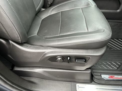 Used 2021 Chevrolet Silverado 1500 LTZ w/ Technology Package image 16