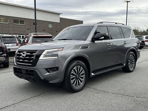 Certified 2023 Nissan Armada SL w/ Midnight Edition Package image 3