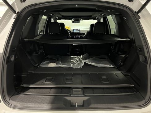 New 2025 Honda Pilot TrailSport image 15