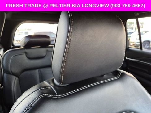 Used 2024 Jeep Grand Cherokee Limited image 15