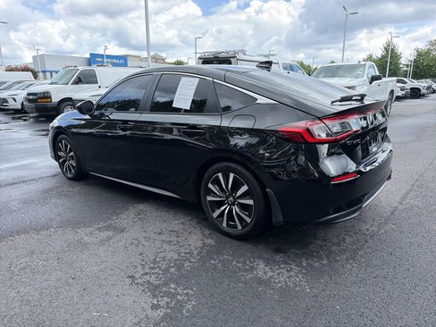 Used 2024 Honda Civic EX-L image 8