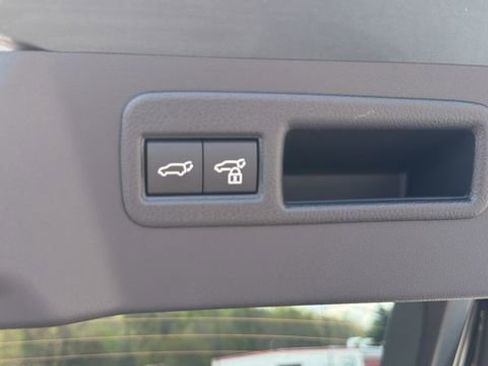 New 2026 Toyota C-HR image 27