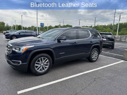 Used 2017 GMC Acadia SLE AWD/4WD image 4