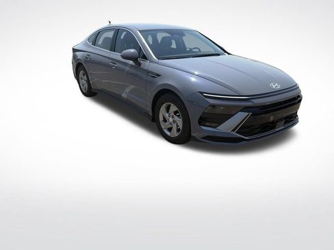 Used 2026 Hyundai Sonata SE FWD image 7