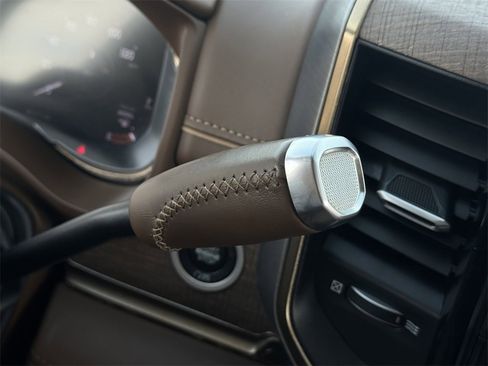 Used 2024 RAM 3500 Limited w/ Towing Technology Group image 22