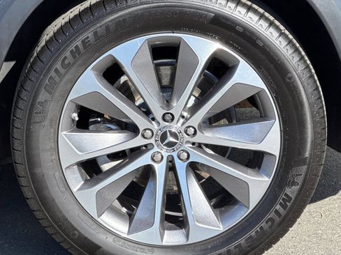 Used 2023 Mercedes-Benz GLE 350 4MATIC image 11