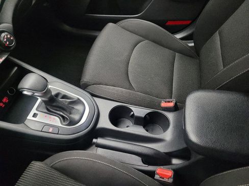 Used 2021 Kia Forte LXS FWD image 26