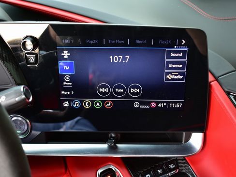 Used 2021 Chevrolet Corvette Stingray w/ Z51 Performance Package image 33