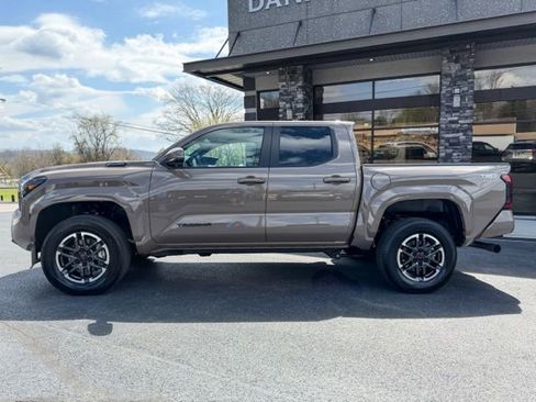 Used 2026 Toyota Tacoma TRD Off-Road AWD/4WD image 20