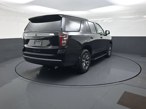 Used 2023 Chevrolet Tahoe LT w/ LT Signature Plus Package AWD/4WD image 3