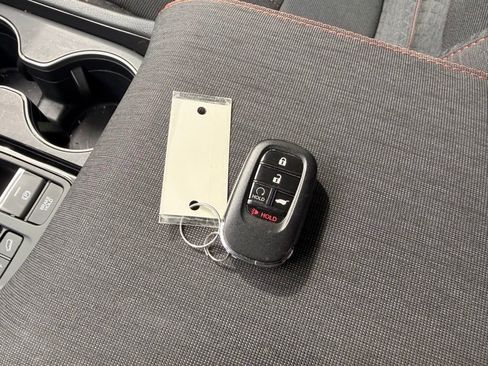 Used 2023 Honda Pilot Sport image 44