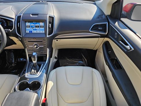 Used 2016 Ford Edge Titanium w/ Equipment Group 301A image 4