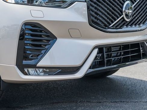 New 2026 Volvo XC60 B5 Plus w/ Protection Package Premier AWD/4WD image 13