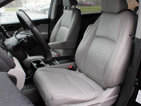 Used 2020 Honda Odyssey EX-L image 17