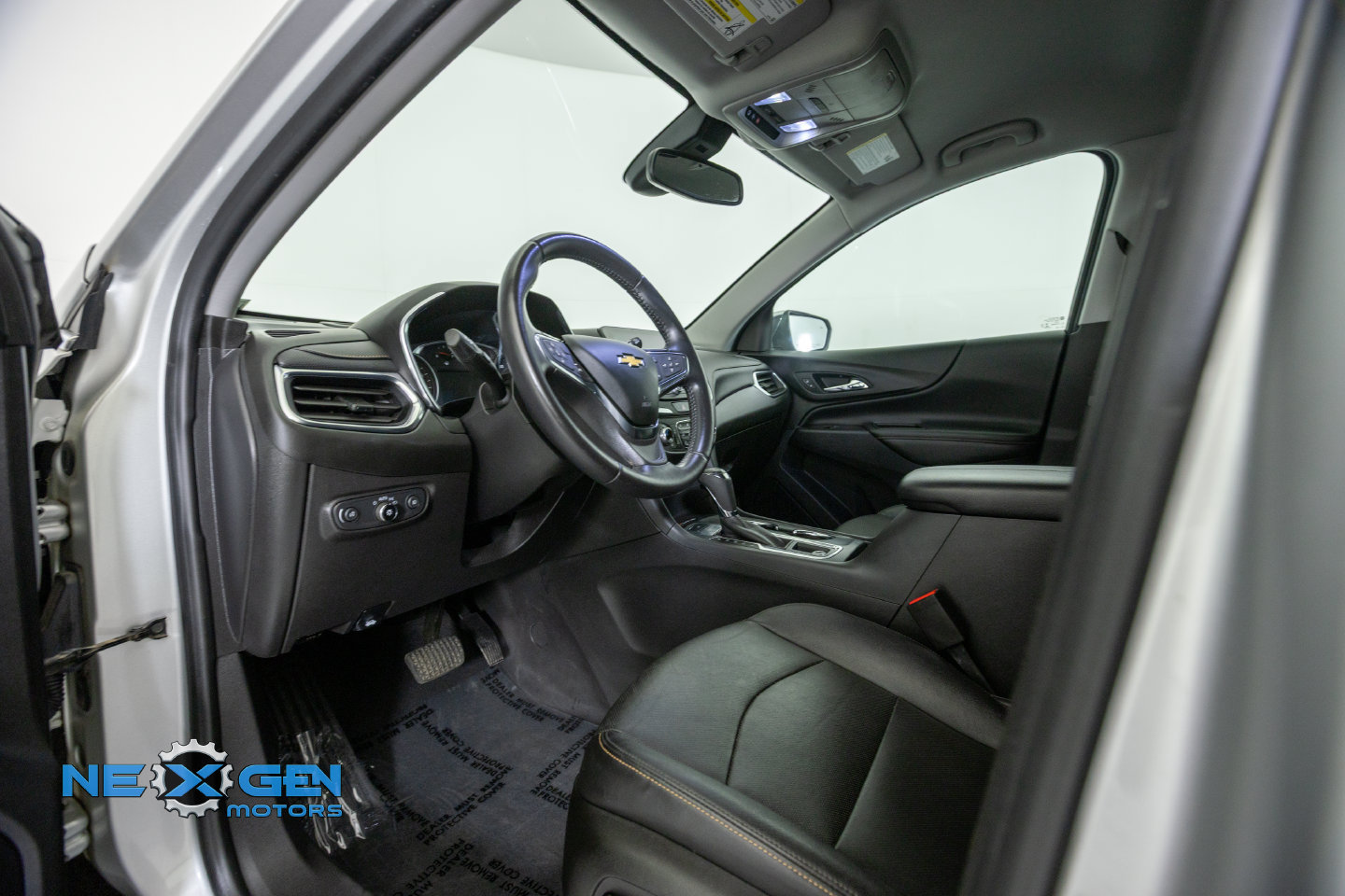 Used 2021 Chevrolet Equinox Premier AWD/4WD image 11