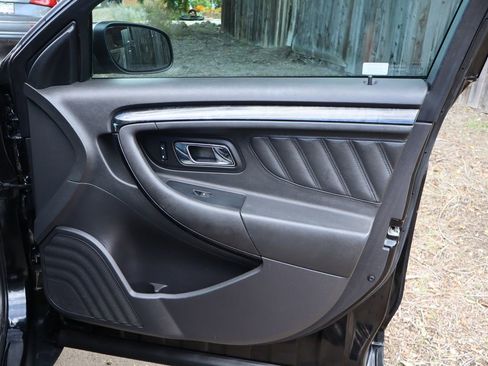 Used 2010 Ford Taurus Limited image 26