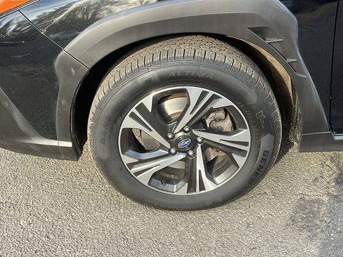 Certified 2024 Subaru Crosstrek 2.0i Premium image 11