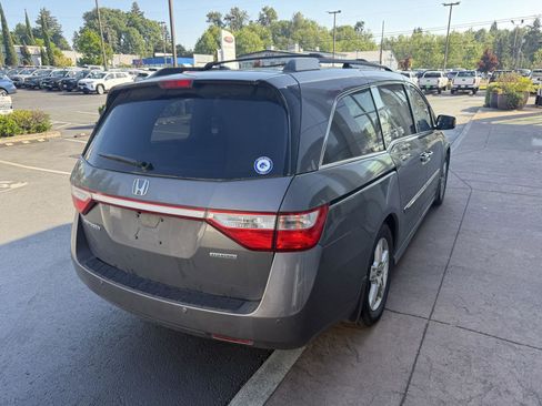 Used 2012 Honda Odyssey Touring Elite image 5