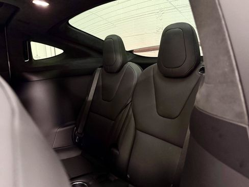 Used 2025 Tesla Model X AWD/4WD image 16