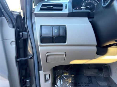 Used 2012 Honda Odyssey LX image 11