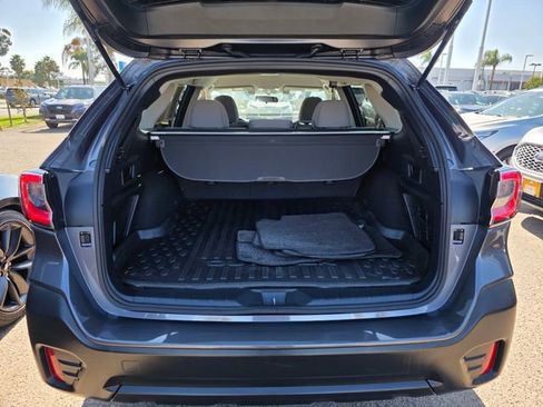 Certified 2022 Subaru Outback Premium image 12