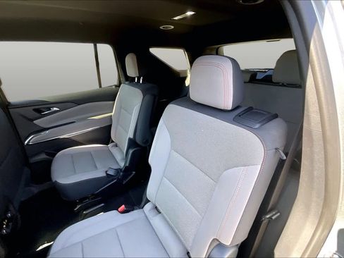 Used 2026 Chevrolet Traverse LT w/ Driver Confidence Package AWD/4WD image 20