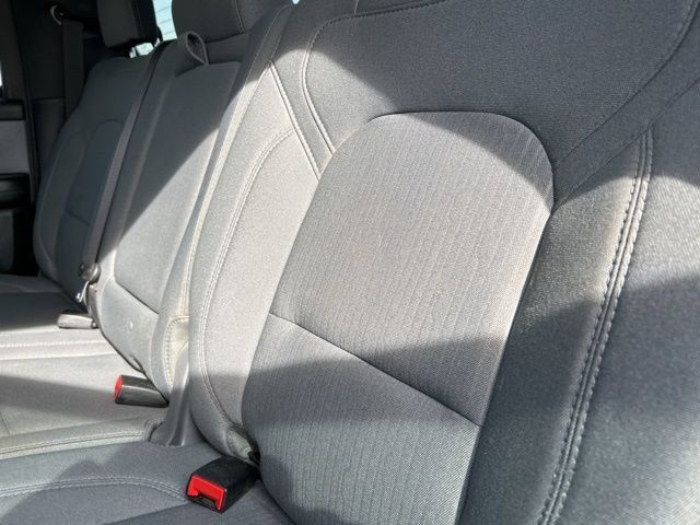 Used 2022 RAM 1500 Big Horn AWD/4WD image 37