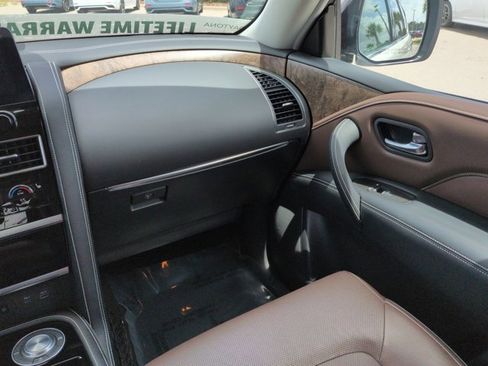 Used 2023 INFINITI QX80 Premium Select w/ Cargo Package image 17