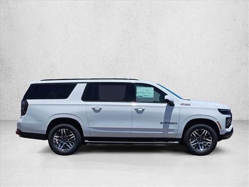 New 2026 Chevrolet Suburban Z71 w/ Z71 Off-Road Package AWD/4WD image 5